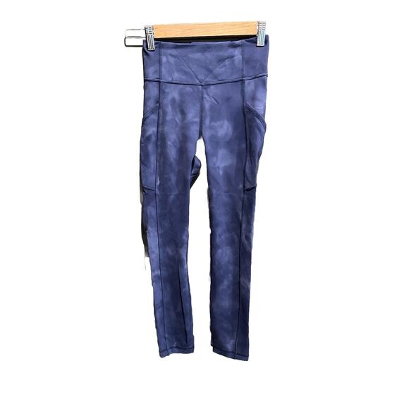 Lululemon Blue Invigorate High-Rise Crop 23" Nylon Blend Leggings Pants Size 2 - Picture 1 of 4